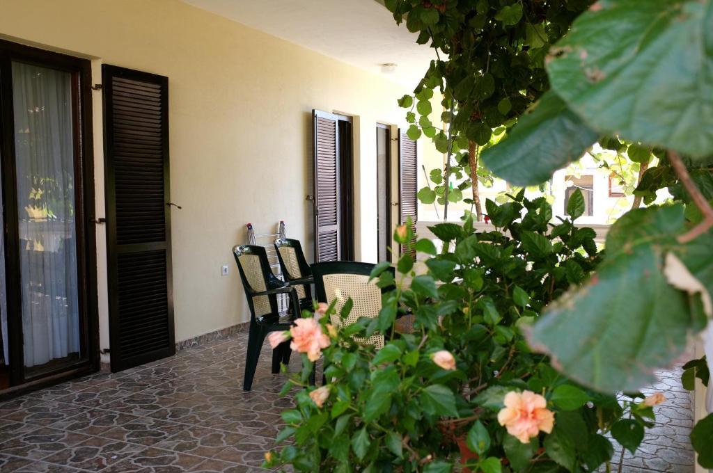 Apartments Ratkovic Tivat Luaran gambar